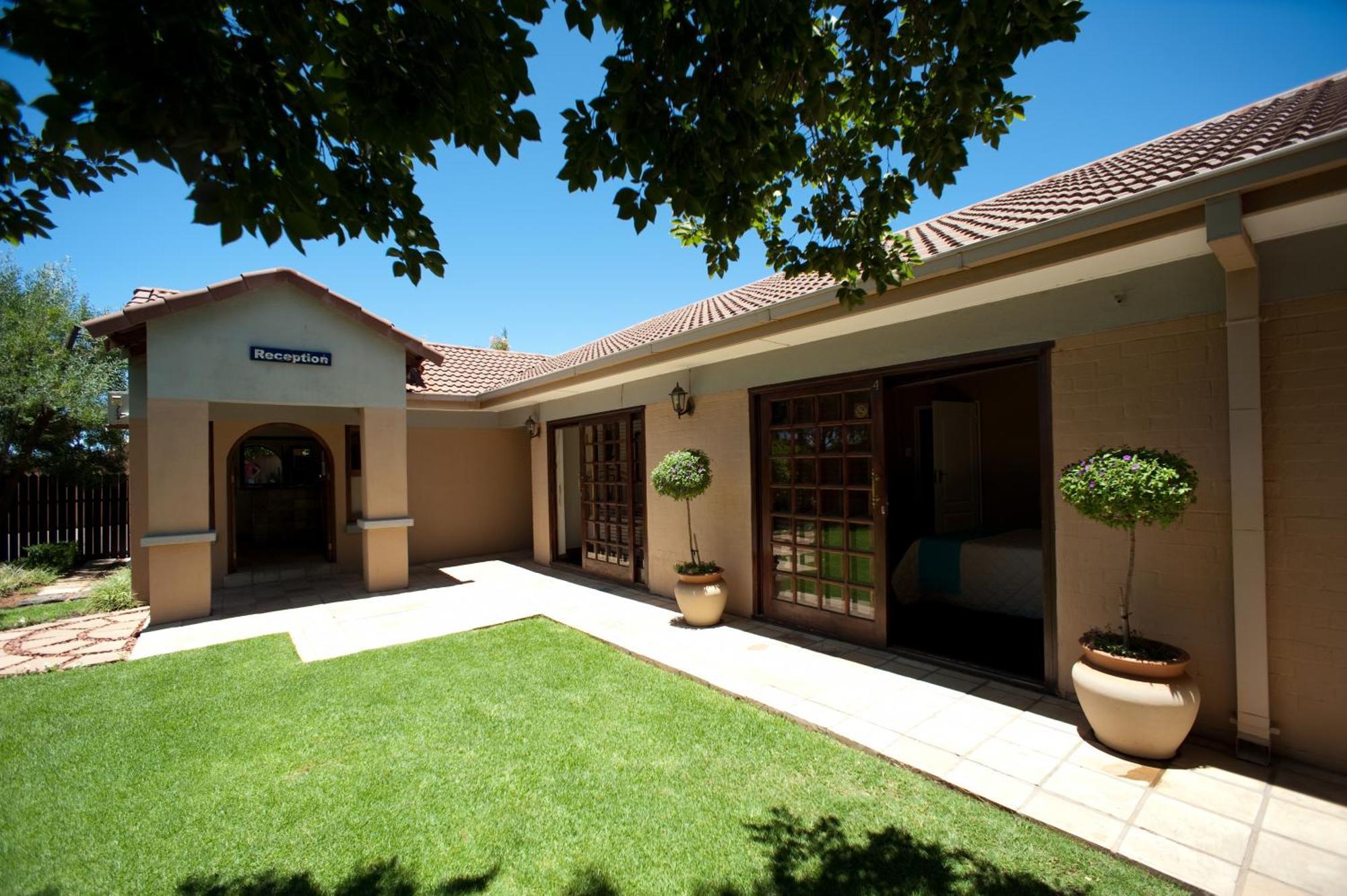 Rise And Shine Lodge Bloemfontein Exterior photo