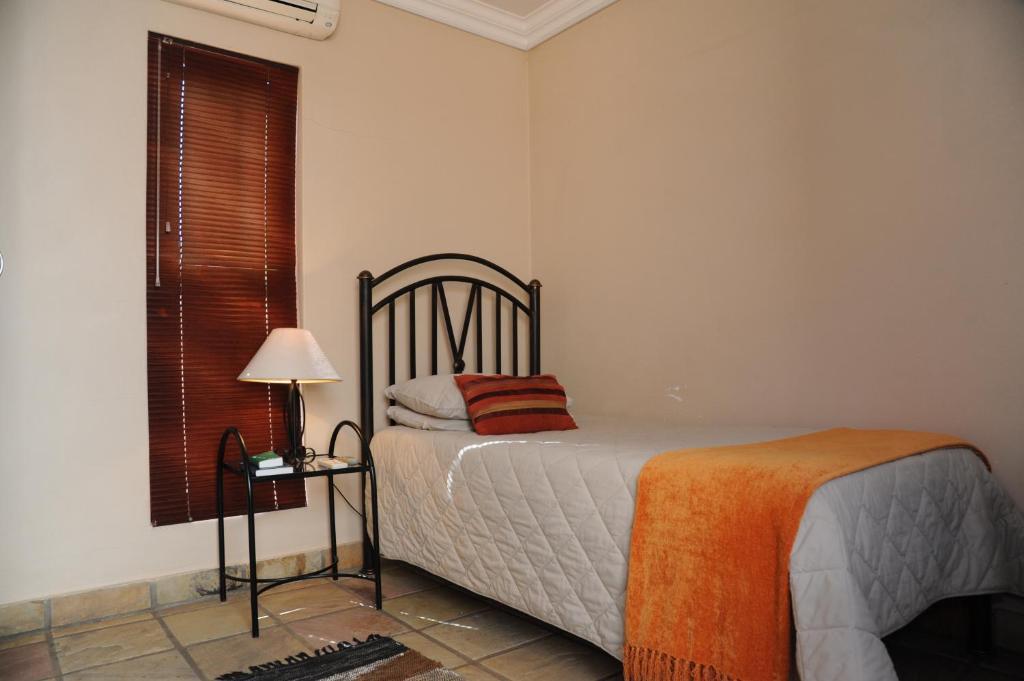 Rise And Shine Lodge Bloemfontein Room photo