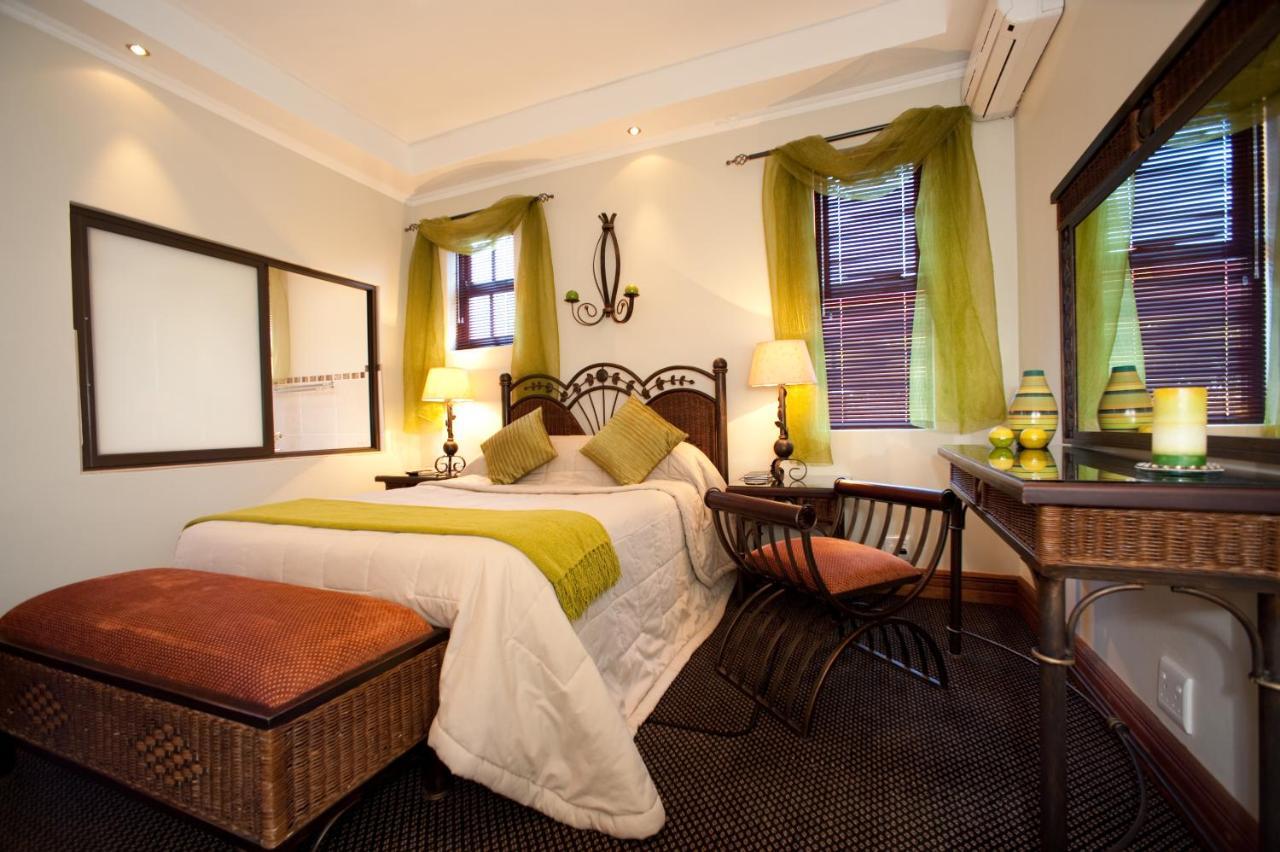 Rise And Shine Lodge Bloemfontein Room photo